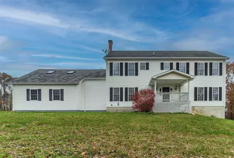 453 E Kerley Corners Rd, Clermont, NY 12583