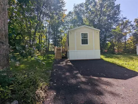 211 Margaret St, Wallkill, NY 12589