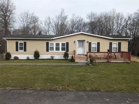 16 Bivona Ln #74, New Windsor, NY 12553