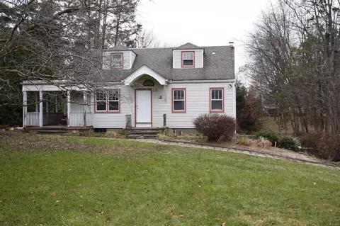 19 Spackenkill Rd, Poughkeepsie, NY 12603