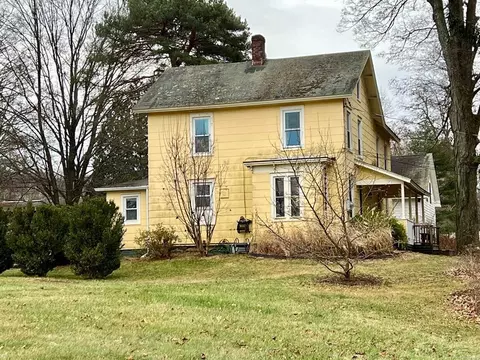 14 Front St, Washington, NY 12545