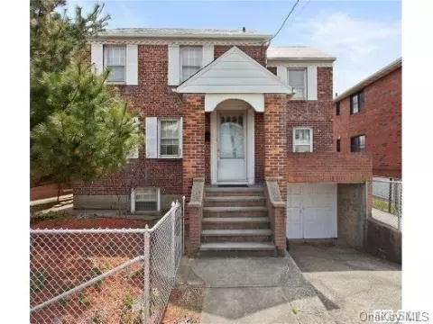 136-18 61st Rd, Flushing, NY 11367 photo 1