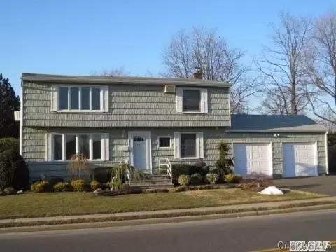 64 Jamaica Ave, Plainview, NY 11803 photo 1