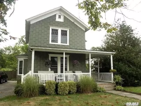 Undisclosed, Patchogue, NY 11772 photo 1