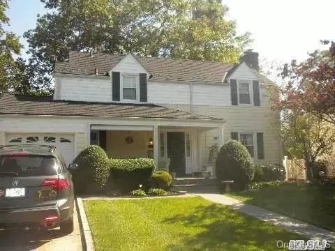 2351 Lancaster Ave, Baldwin, NY 11510 photo 1