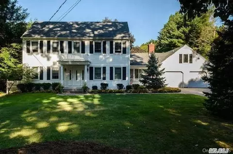 59 Hawxhurst Rd, Cold Spring Harbor, NY 11724 photo 1