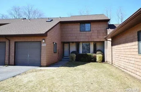 149 Scarlett Dr, Commack, NY 11725 photo 1