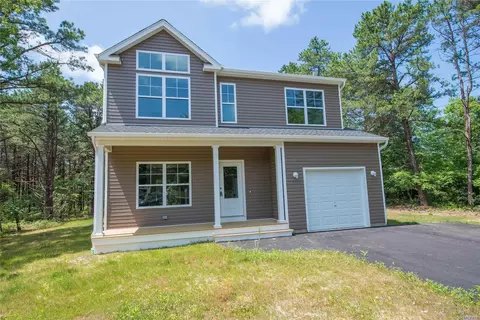 6 E Margin Rd, Ridge, NY 11961 photo 1