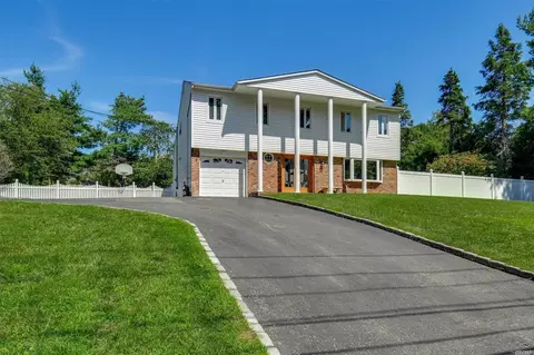 236 Town Line Rd, Commack, NY 11725 photo 1