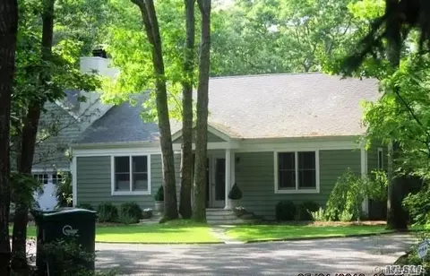 65 Woodruff Ln, Bridgehampton, NY 11932 photo 1