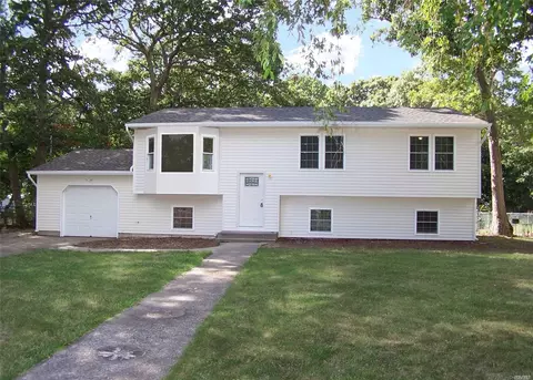 62 Stackyard Dr, Mastic Beach, NY 11951 photo 1