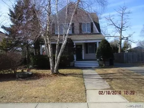 252 N Ocean Ave, Patchogue, NY 11772 photo 1