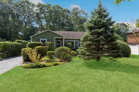 36 Otis Rd, Brookhaven, NY 11772 photo 1