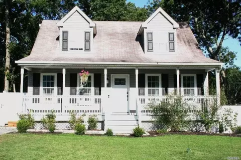 77 Franklin Ave, Mastic, NY 11950 photo 1
