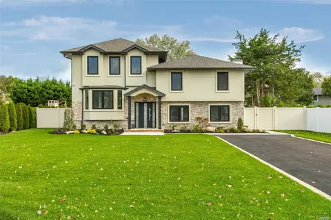 3 Evers Ct, Commack, NY 11725 photo 1