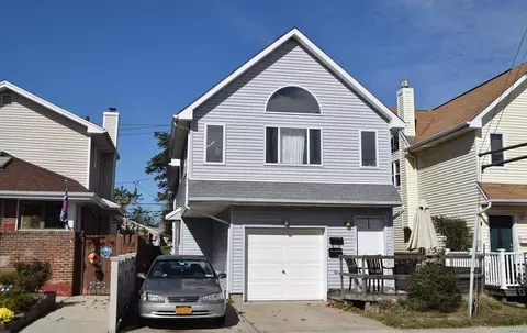 715 E Walnut St, Long Beach, NY 11561 photo 1