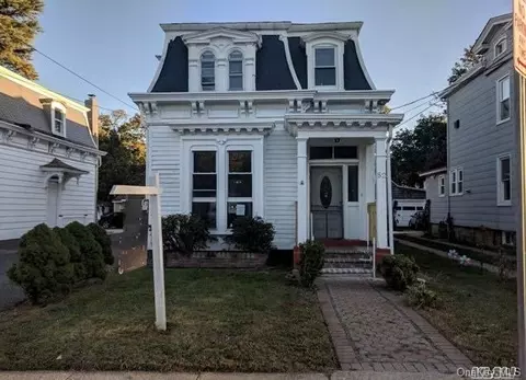 52 W Orchard St, Hempstead, NY 11550 photo 1