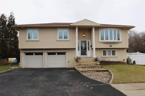 12 David Ct, Plainview, NY 11803 photo 1