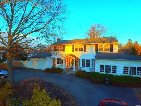25 Radburn Dr, Commack, NY 11725 photo 1