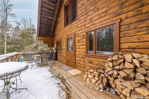 835 Ulster Heights Rd, Wawarsing, NY 12489