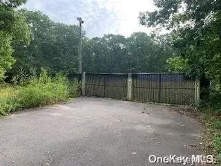0 Manor Yaphank Rd, Brookhaven, NY 11949