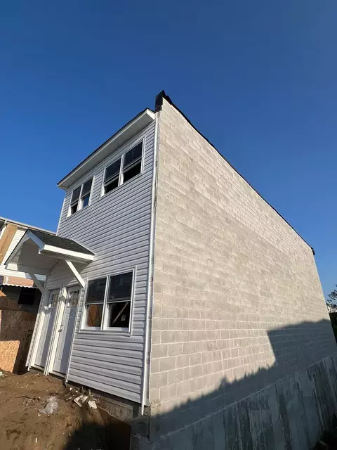 1474 Blake Ave, New York, NY 11207 photo 3