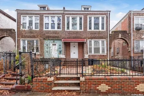 1663 President St, Brooklyn, NY 11213 photo 1