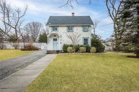 191 Maple Ave, Patchogue, NY 11772 photo 1