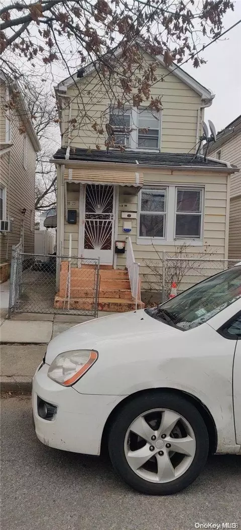 130-23 135th Pl, NY 11420