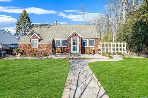 1 Cornell Rd, Patchogue, NY 11772 photo 1
