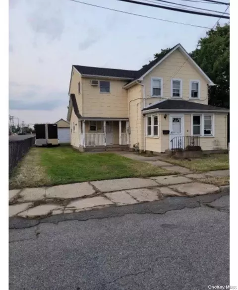 36 Baldwin Pl, Bethpage, NY 11714 photo 1