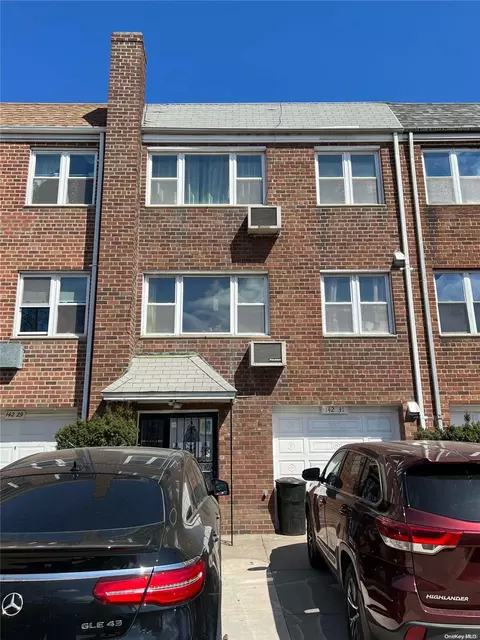 14231 Horace Harding Expy, Flushing, NY 11367 photo 1