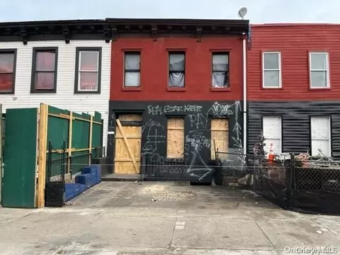 1737 Pacific St, Brooklyn, NY 11213