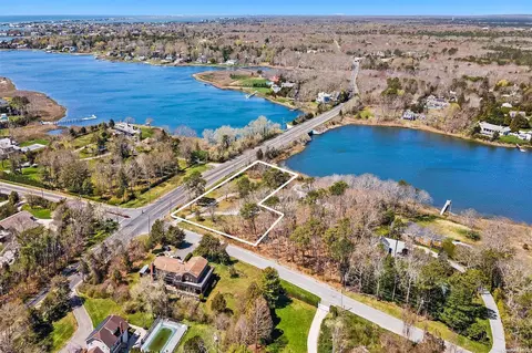 59 Old Main Rd, Southampton, NY 11959