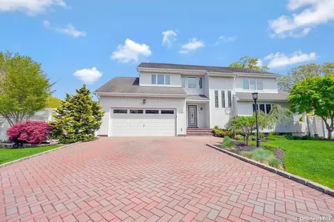 125 Highland Ave, Patchogue, NY 11772 photo 1