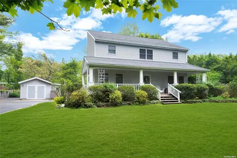 227 Union Ave, Brookhaven, NY 11772 photo 1