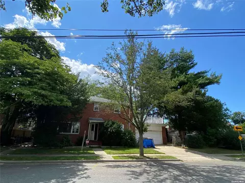 9 Richfield St, Plainview, NY 11803 photo 1