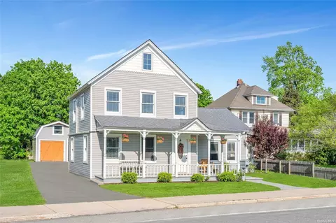 429 S Ocean Ave, Patchogue, NY 11772 photo 1