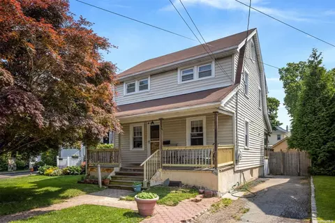 350 Felter, Hewlett, NY 11557