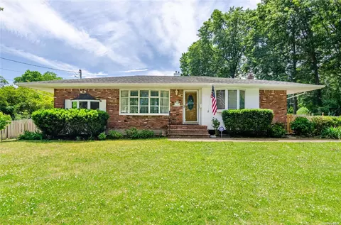 23 Mangin Rd, Commack, NY 11725 photo 1
