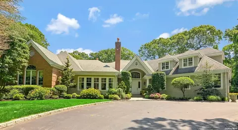 9 Alta Vista Rd, Port Jefferson, NY 11777