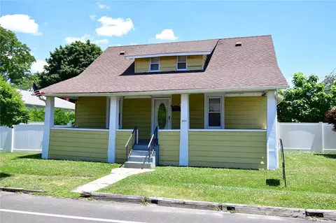 2775 Milburn Ave, Baldwin, NY 11510