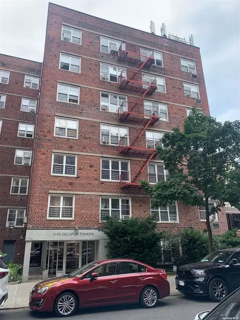 3176 Decatur Ave #6 J, NY 10467