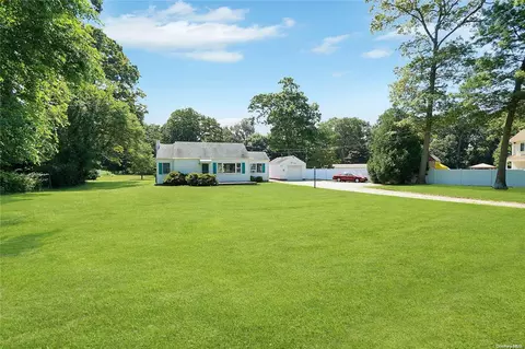 47 Old Indian Head Rd, Commack, NY 11725 photo 1