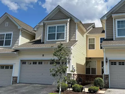 28 Fieldstone Dr #-, Middletown, NY 10940 photo 1