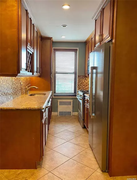 83-85 Woodhaven Blvd #5S, Woodhaven, NY 11421