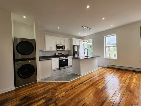 179 E 31st St, Brooklyn, NY 11226