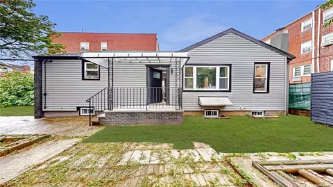1025 E 84th St, Brooklyn, NY 11236 photo 1