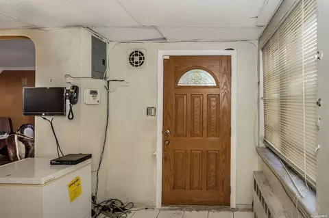 1204 E 84th St, Brooklyn, NY 11236 photo 3