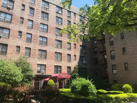 83-15 98 St #3D, Woodhaven, NY 11421